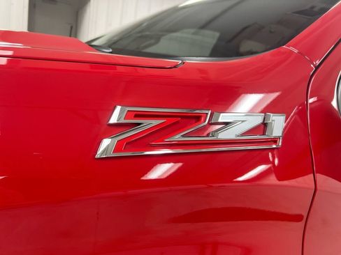 Used 2022 Chevrolet Silverado 1500 LT w/ Z71 Off-Road Package AWD/4WD image 26