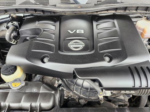 Used 2022 Nissan Armada Platinum w/ Captain's Chairs Package RWD image 25