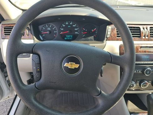 Used 2016 Chevrolet Impala Limited LS FWD image 7