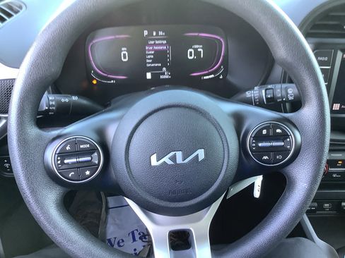Used 2024 Kia Soul LX image 14