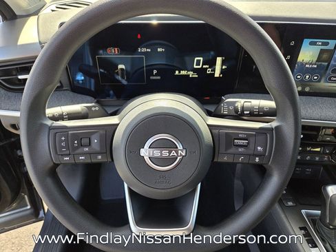 New 2026 Nissan Kicks SV w/ Charging Package FWD image 11
