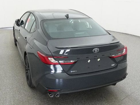 New 2026 Toyota Camry SE FWD image 9