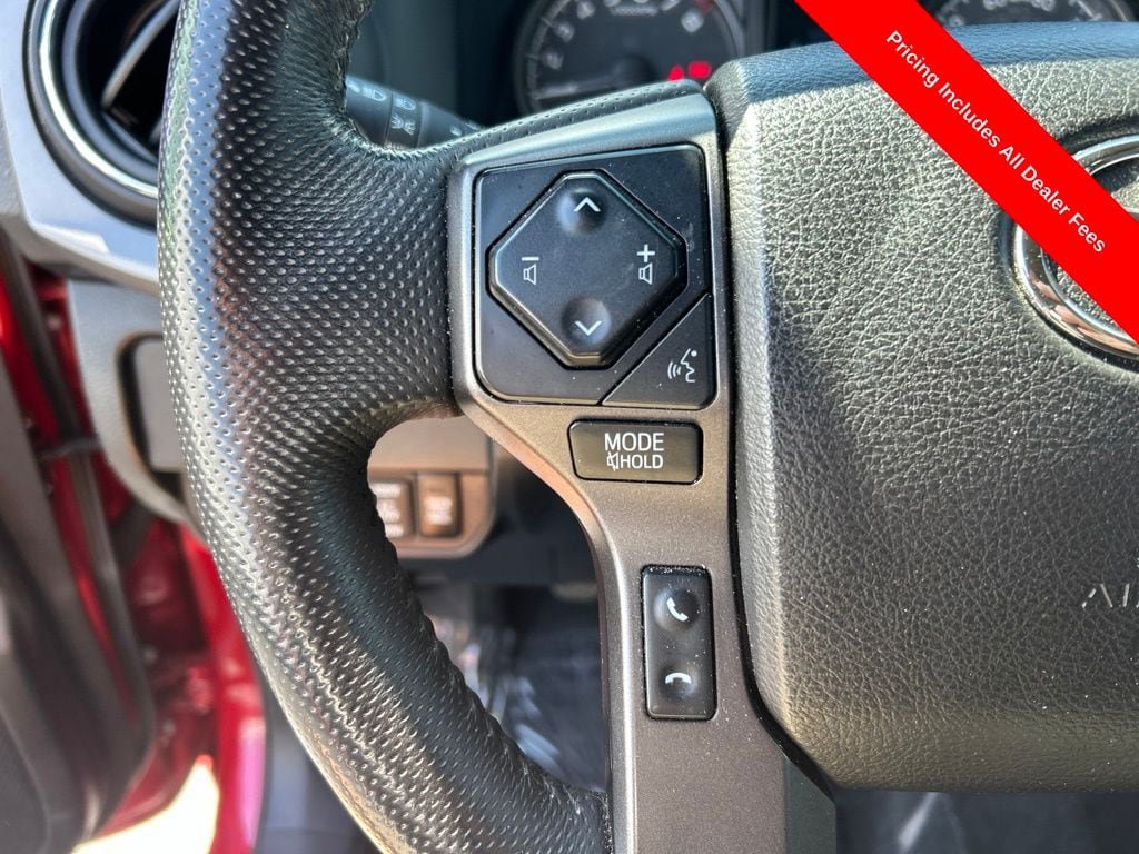 Used 2022 Toyota Tacoma TRD Sport w/ Technology Package AWD/4WD image 7