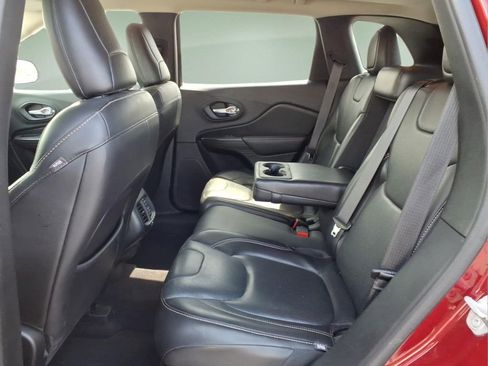Used 2016 Jeep Cherokee Limited w/ Luxury Group AWD/4WD image 5