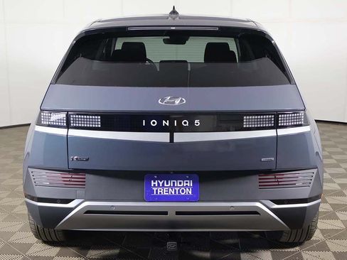 Used 2022 Hyundai Ioniq 5 SE AWD/4WD image 12