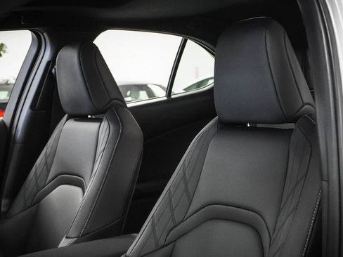 Certified 2024 Lexus UX 250h FWD image 10