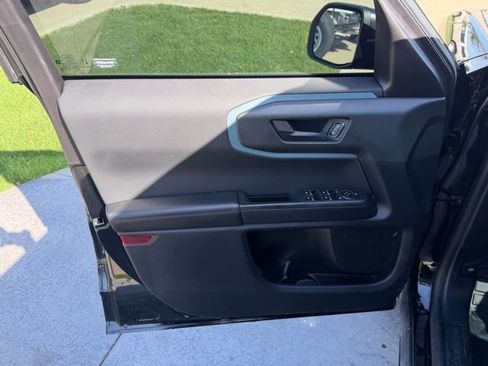 Used 2023 Ford Bronco Sport Badlands image 8