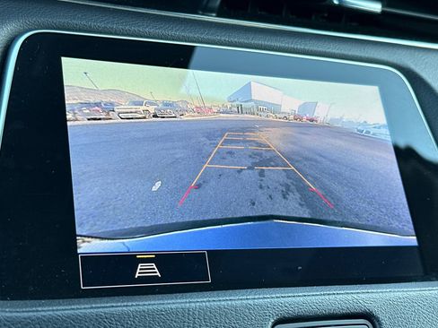 Used 2023 Cadillac XT4 Premium Luxury image 21