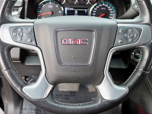 Used 2019 GMC Yukon SLT image 19