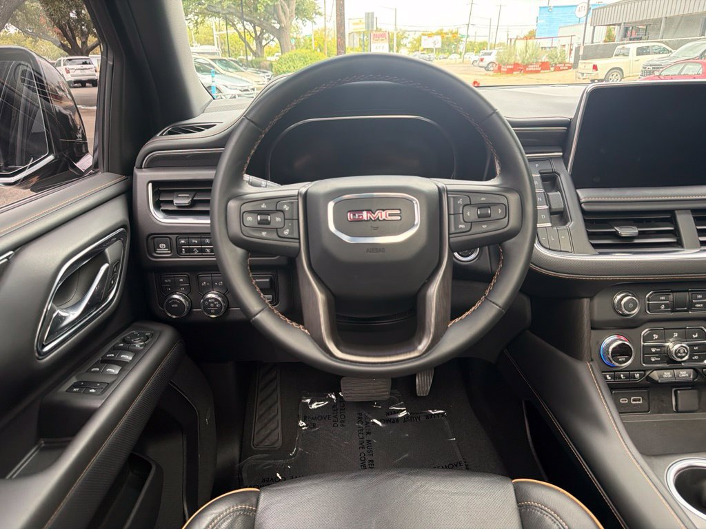 Used 2024 GMC Yukon AT4 w/ Technology Package AWD/4WD image 25