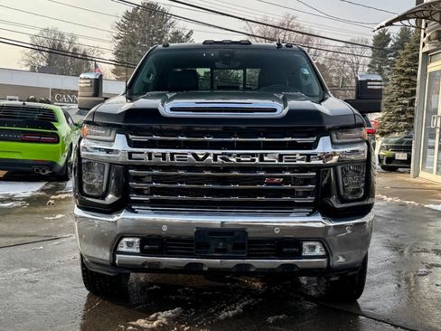 Used 2020 Chevrolet Silverado 2500 LTZ w/ LTZ Premium Package image 8