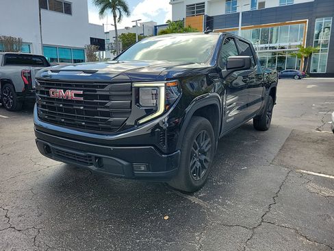 Used 2023 GMC Sierra 1500 Elevation image 2