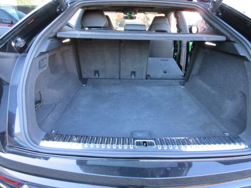 Used 2022 Lamborghini Urus image 42