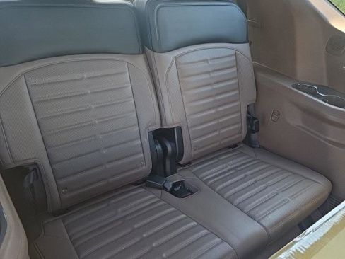 Certified 2024 Kia EV9 Land image 4