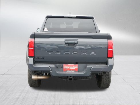 Used 2024 Toyota Tacoma TRD Off-Road image 7