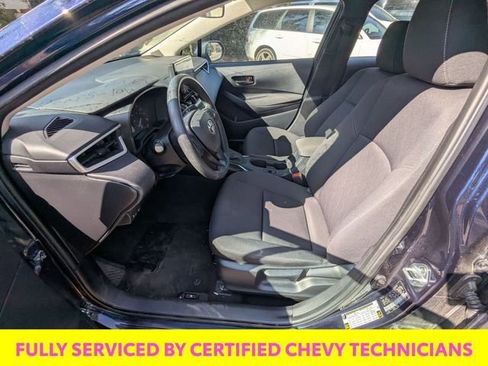 Used 2024 Toyota Corolla LE FWD image 13