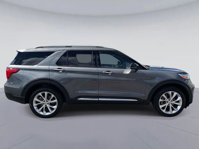 Used 2023 Ford Explorer Platinum w/ Technology Package