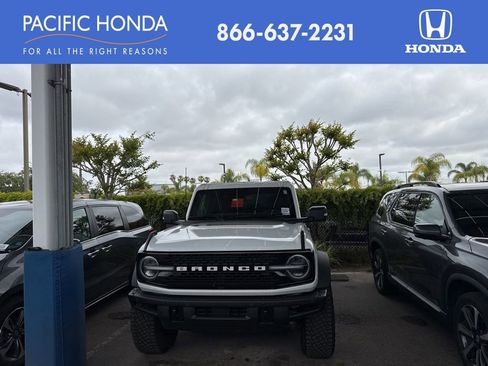 Used 2022 Ford Bronco Wildtrak image 1