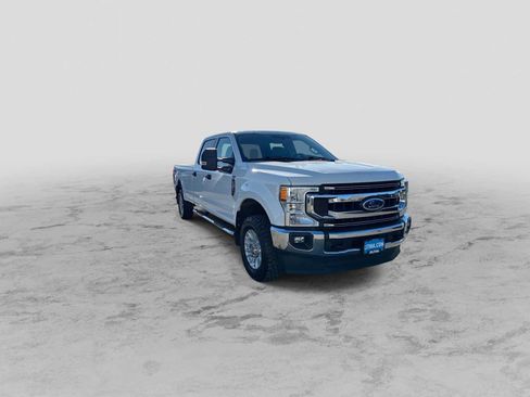 Used 2020 Ford F350 XLT w/ XLT Value Package image 2