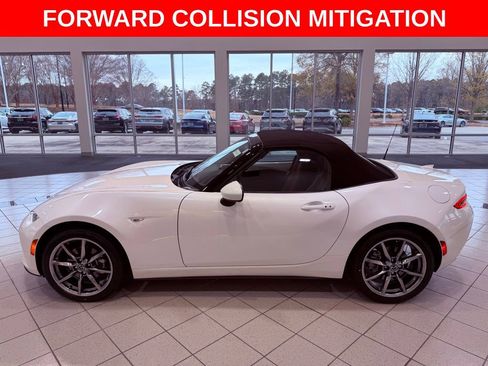 Used 2023 MAZDA MX-5 Miata Grand Touring image 5