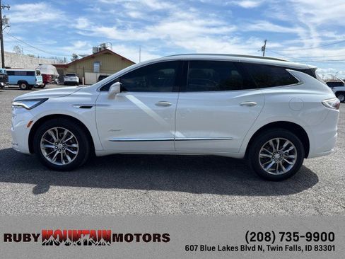 Used 2024 Buick Enclave Avenir w/ Avenir Technology Package AWD/4WD image 4