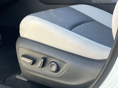 New 2025 Toyota RAV4 XLE image 8