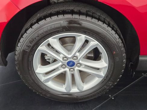 Used 2019 Ford Edge SEL w/ Equipment Group 201A FWD image 10