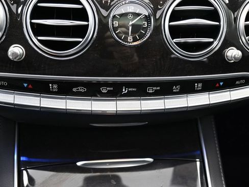 Used 2020 Mercedes-Benz S 450 Sedan image 31