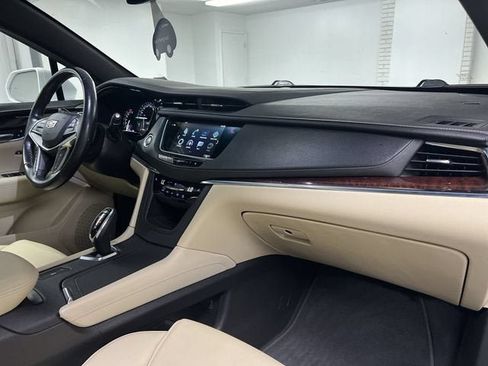 Used 2019 Cadillac XT5 Luxury FWD image 29