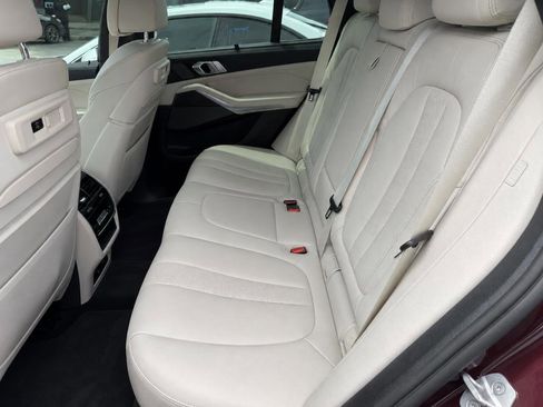 Certified 2022 BMW X5 M50i w/ Executive Package AWD/4WD image 5