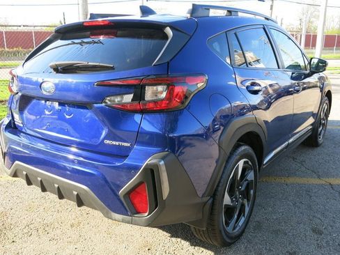 Used 2024 Subaru Crosstrek 2.5i Limited AWD/4WD image 4