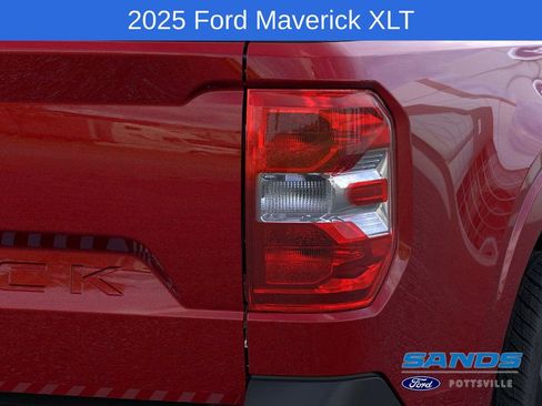 New 2025 Ford Maverick XLT w/ XLT Luxury Package image 22