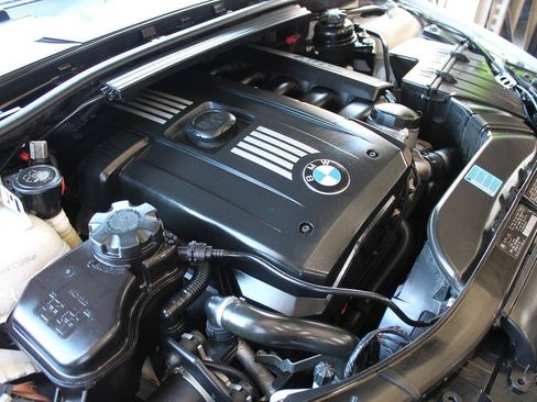 Used 2010 BMW 328i Coupe RWD image 17