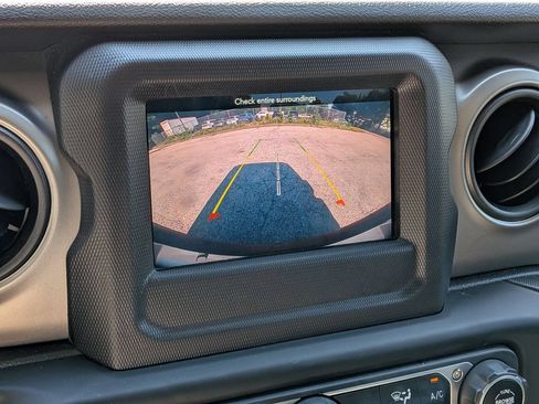 Used 2020 Jeep Wrangler Unlimited Sport S AWD/4WD image 18
