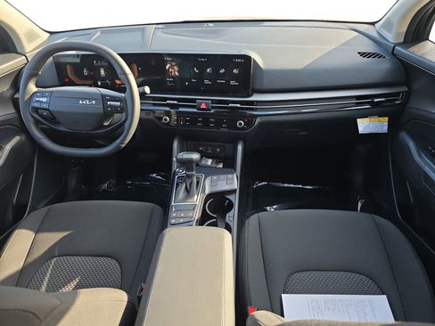 New 2026 Kia Sportage LX image 9