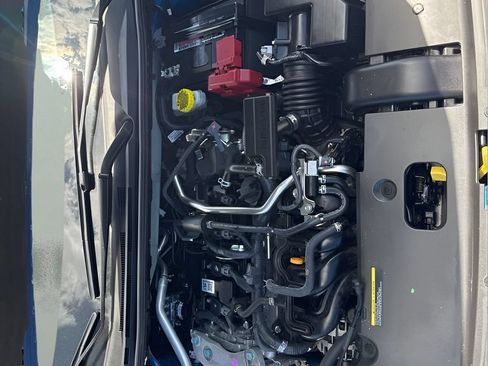 Used 2025 Nissan Sentra SV FWD image 28