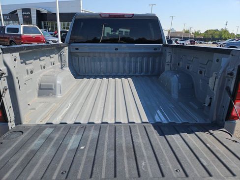 Used 2024 GMC Sierra 1500 Elevation AWD/4WD image 7