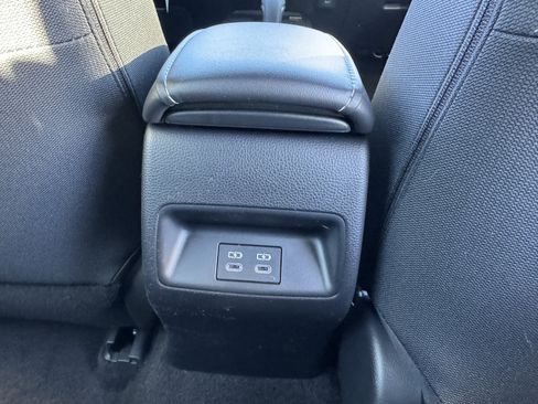 New 2026 Toyota Corolla SE image 7