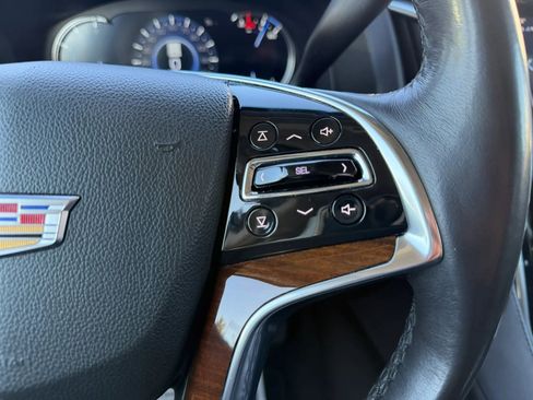 Used 2019 Cadillac Escalade Luxury w/ Escalade Sport Edition RWD image 26