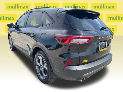 Used 2025 Ford Escape ST-Line FWD image 9