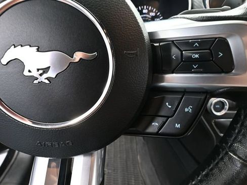 Used 2022 Ford Mustang Coupe RWD image 28