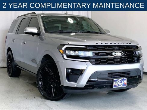 Used 2023 Ford Expedition Limited RWD image 1