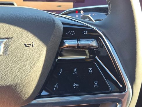 New 2026 Cadillac Escalade Luxury w/ Touring Package image 39