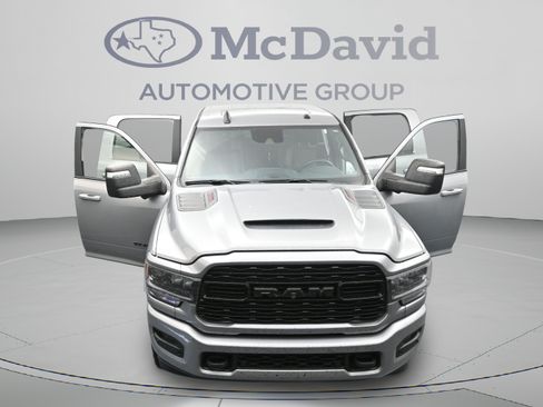 Used 2023 RAM 2500 Limited AWD/4WD image 45