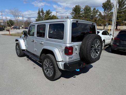 Used 2024 Jeep Wrangler High Altitude image 8