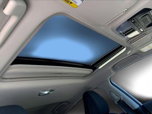 Certified 2026 Subaru Crosstrek 2.0i Premium image 25