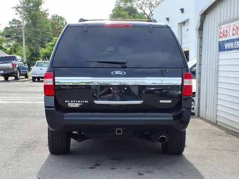 Used 2017 Ford Expedition EL Platinum AWD/4WD image 4