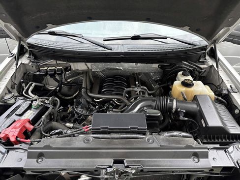 Used 2013 Ford F150 Lariat w/ Mid Equipment Group AWD/4WD image 32