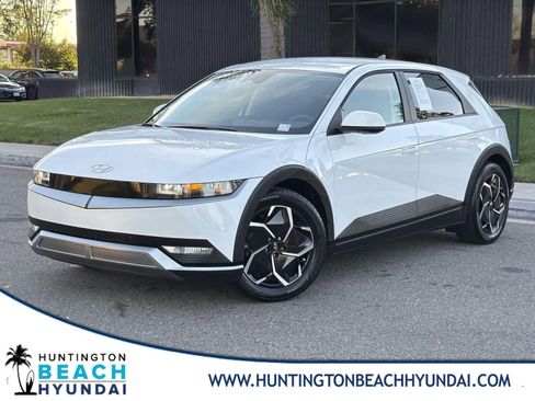 Used 2024 Hyundai Ioniq 5 SEL image 1