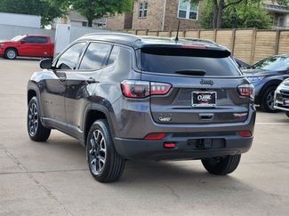 Used 2021 Jeep Compass Trailhawk video 3